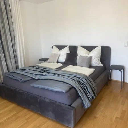 2 Schlafzimmer Bergland Apartament